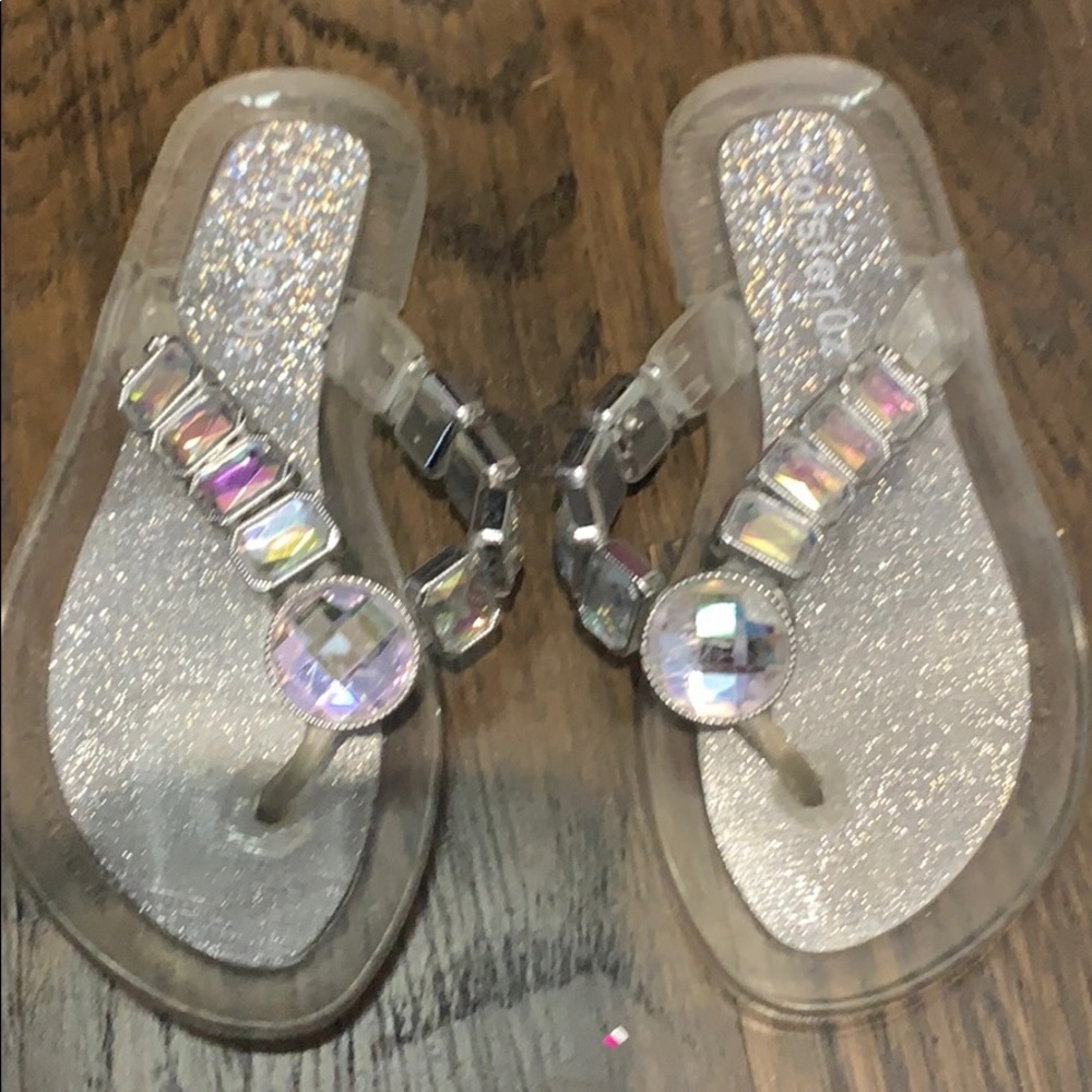 Adorable jelly flip flop